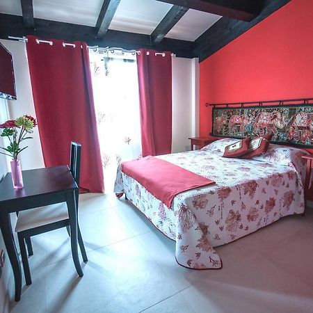 B&B I Fiori Del Mare アグローポリ 部屋 写真