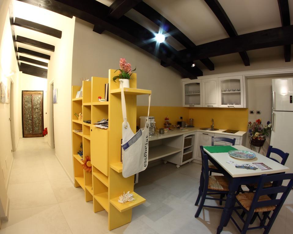 B&B I Fiori Del Mare アグローポリ エクステリア 写真